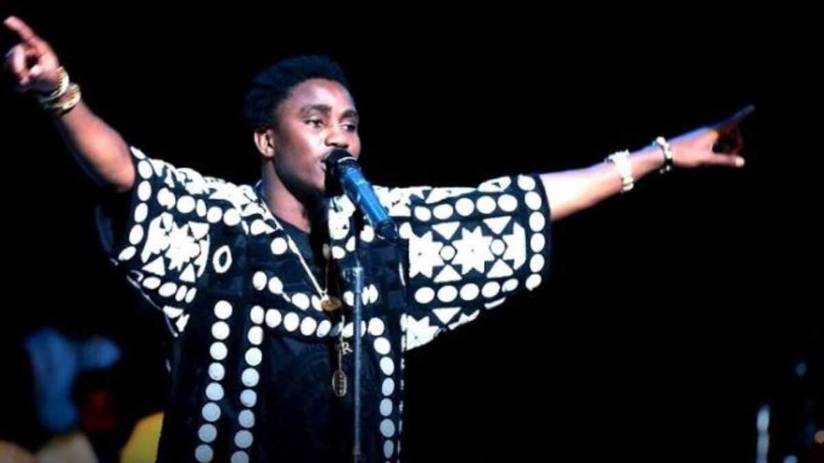 Waly Seck : Le footeux de la zik galsen a 37 ans