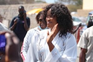 Arrêt sur images- Tribunal de Dakar : Les deux photos de Adji Sarr qui font jaser la toile