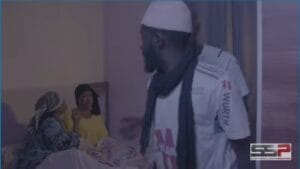 (Vidéo) : « Damadone lambatou rek… » Baye surpris dans la chambre des filles