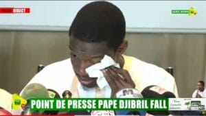 (vidéo): PDF : Larmes d&rsquo;émotion à l&rsquo;annonce de sa candidature aux Législatives