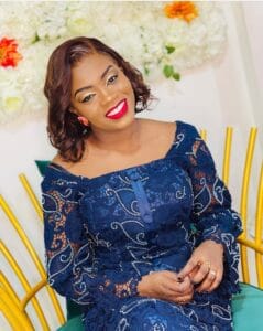 (photos): Make up de ouf, Safia Diatta séduit ses followers