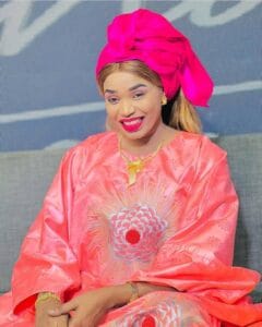 (Photos) – Sublime, Nafi Dièye captive les regards sur le plateau de Gp