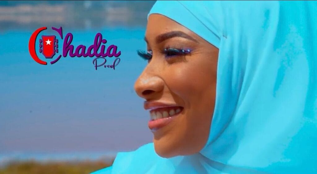 Nouveau clip: Chadia chante « Naby »