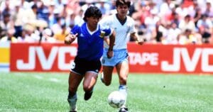 Un maillot de Diego Maradona vendu prés de 5 milliards Fcfa aux enchères