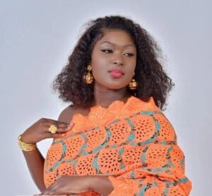 (Photos): Coiffure, make up, sagnsé, l&rsquo;actrice Amsa annonce la tabaski
