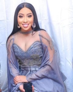 (02 photos) : Les 02 clichés high classe de Zeyna Ndour validés