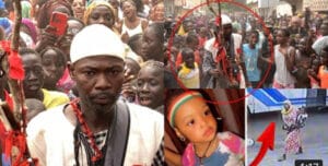 Bébé Aida retrouvée :  Un saltigué fait le show  devant chez Zale Make up : « Ma takh xalé bi… »