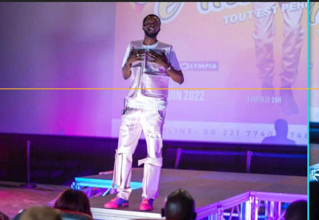 Premier spectacle 100% comédie : Momo Wade explose le canal Olympia
