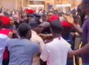 Manif&rsquo; de Yaw : Ahmed Aïdara malmené, brutalisé et arrêté