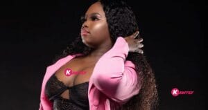 Noirceur d&rsquo;ébène, beauté exquise, Queen Evaah fait bouger la toile (Photos)