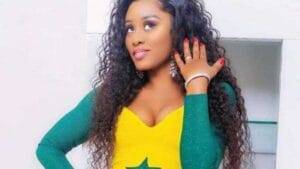 (Vidéo): Facture d&rsquo;impôt de 41 millions, Queen Biz hausse le ton et menace