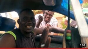 (Vidéo): « Ay djin lay dougual si taxi bi », le comédien Mahfouss piège un chauffeur