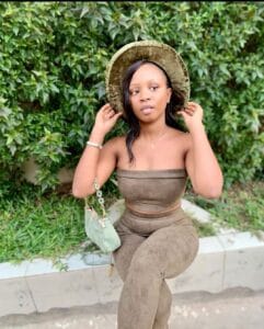 (05 photos ) : Dieyna Baldé pétillante dans un look fresh, in à couper le souffle
