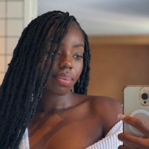 Le look de la danseuse Jeny BSG qui déchire