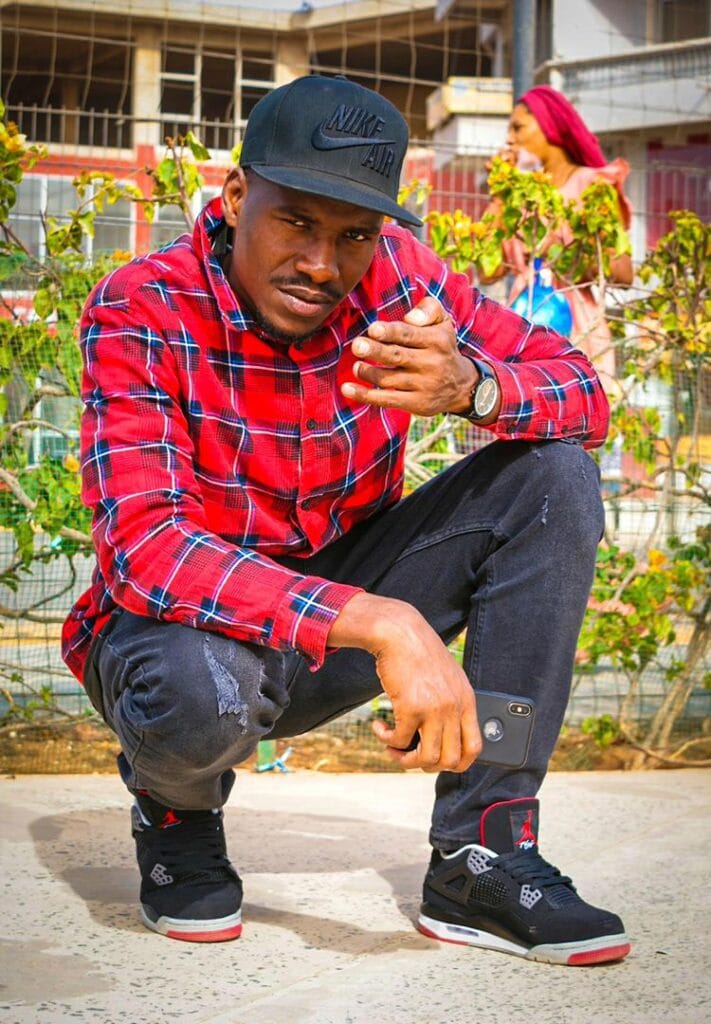« Tekki fi meunna nek », le nouveau clip de Big Soldier feat Pif Lauda