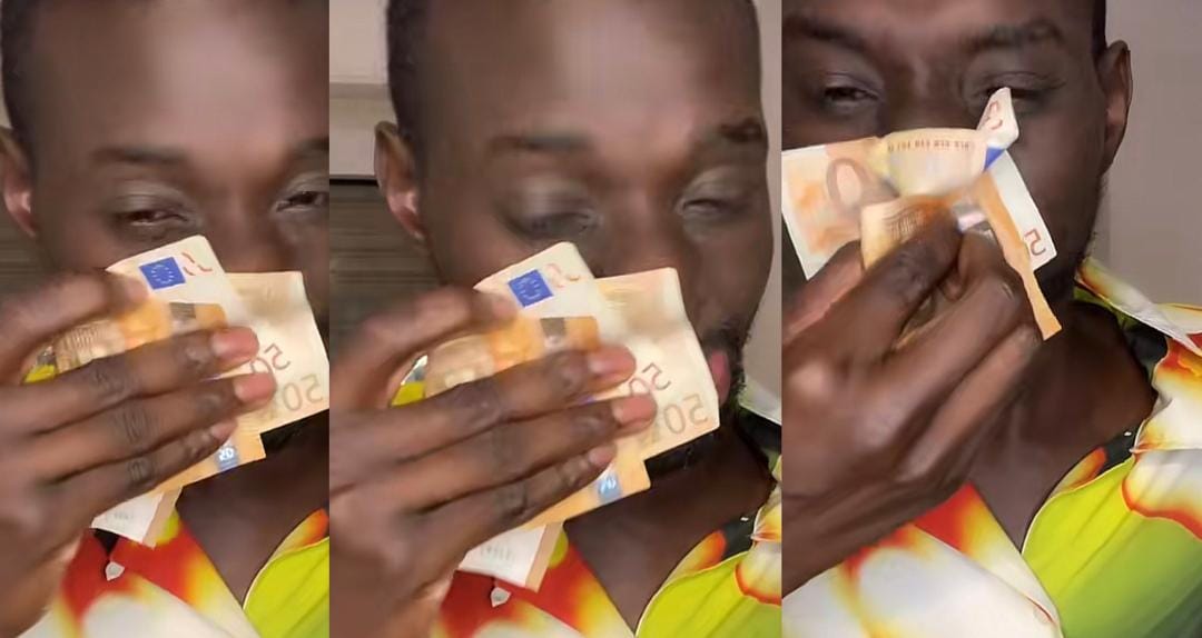 Incroyable ! Adamo se mouche avec des billets de banque
