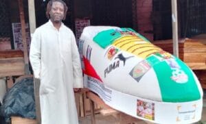 Samuel Eto’o offre un cercueil en forme de godasse à un ancien Lion Indomptable décédé