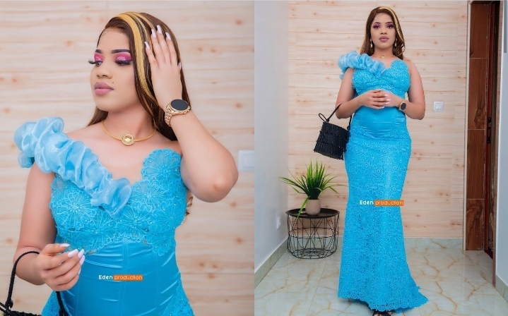 (Photos): Sokhna Wade radieuse et  au meilleur de sa  forme  sous une robe bleue class’chic