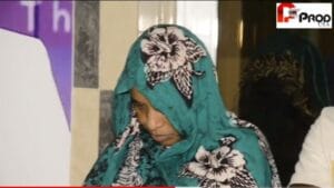 (Vidéo) : Maman Diaga en larmes après le « ndioukeul » de Sokhna Aïda Saliou