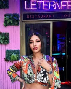 ( Vidéo) : Très hot en robe moulante, Adja Diallo se la coule douce à Dubaï