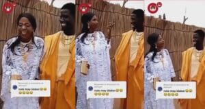 Il demande un bisou à sa nouvelle mariée : « Joxma lammigne bi rék». La réponse de la dame vous laissera sans voix. Regardez !