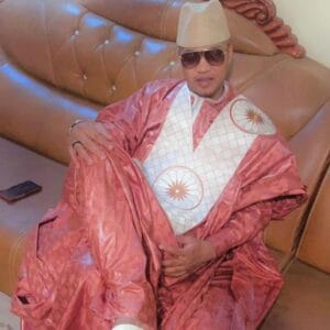 (03 photos) : El Hadj Diouf, un « Ndanane » du ballon et du sagnsé. La preuve en photos