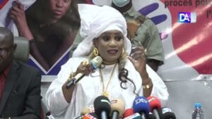 Coup de tonnerre, Françoise Hélène Gaye abandonne Adji Sarr : « Trop de trahisons, trop de méchancetés et de mensonges »