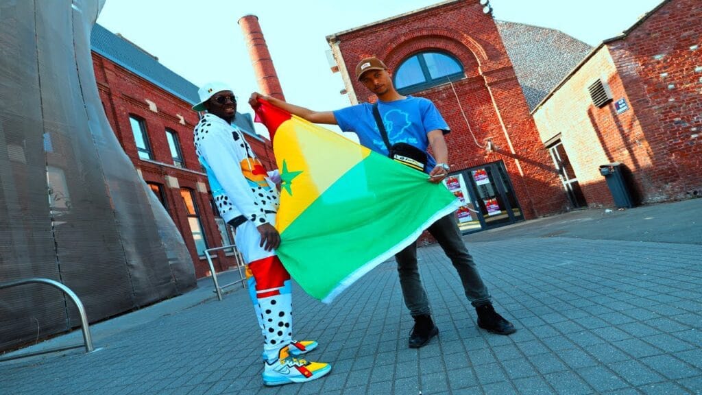 2BFALL feat Manbak – D’Origine : Le son à la quête de la source identitaire