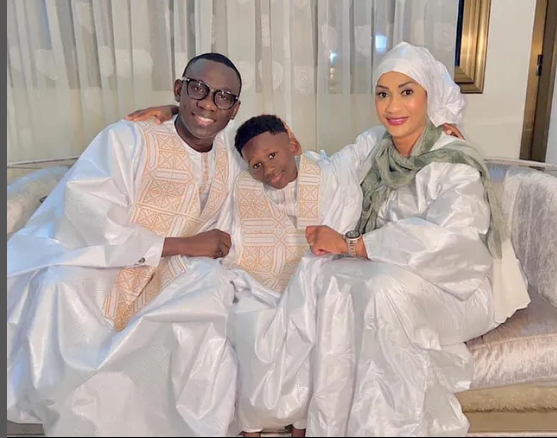 Le Chanteur Pape Diouf affiche la complicité de sa famille
