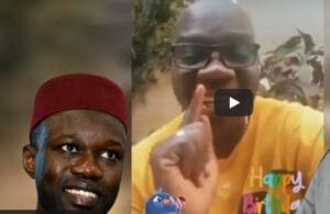 (Vidéo) : Abdou Guitté Seck chante bon anniversaire à Ousmane Sonko