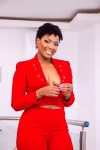 Suy Fatem, L&rsquo;ex miss Côte d’Ivoire provoque la toile avec ses photos séduisantes