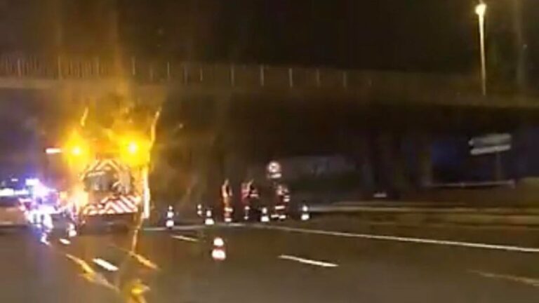 Scène d&rsquo;hørreur sur l&rsquo;autoroute : une jeune femme de 28 ans se p3nd à un pont