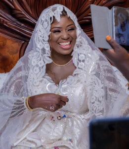 Exclusif : Les images du mariage de Diarra de la série “Madior akk Dior”
