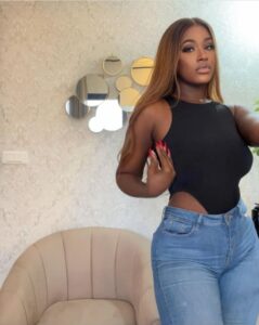 (Photos) : Sublime et séduisante, Rita Hora fait craquer