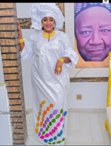 (Photos) : L&rsquo;actrice Adja a fêté son Magal en blanc