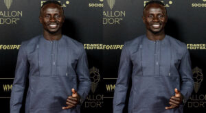 Ballom d’or: Sadio Mané zappe les costumes et sublime dans une tenue traditionnelle