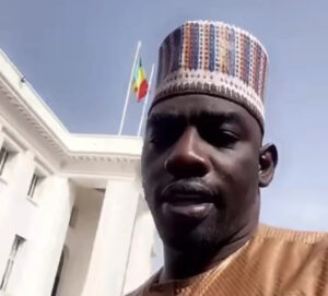 La balade de Niang Kharagne Lo au palais de la République 