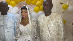 Al Khayri: La journaliste Fatima Zahra Diop de la Sentv s&rsquo;est pendue , elle est devenue Madame Diop