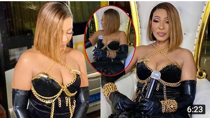 (Vidéo): Viviane éblouissante dans sa robe noire qui dessine sa silhouette en 8. Regardez son entrée explosive