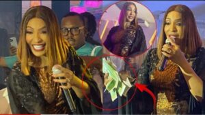Live « yeuk yeuk »: Arrosée de billets,  Viviane assure l&rsquo;ambiance et fait un « leumbeul » féroce