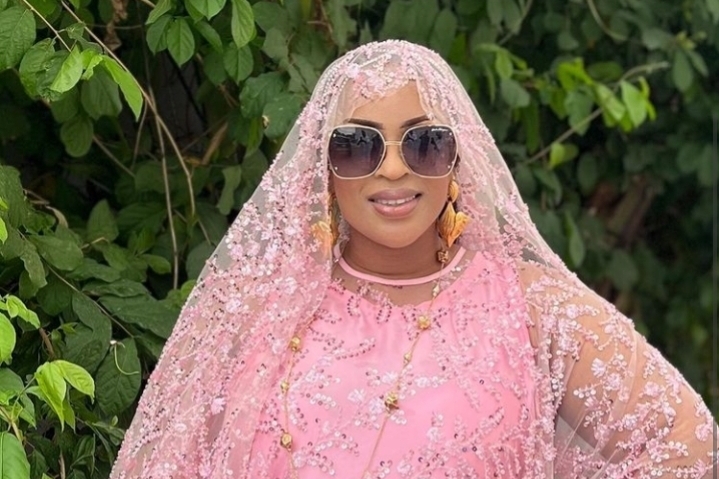 Lendemain Gamou : Admirez le sagnsé chic de Mado Diaw