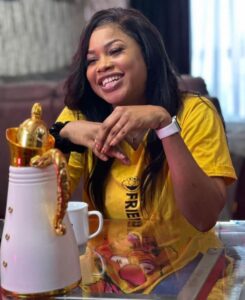 (Photos): Souriante, Marichou belle sans maquillage