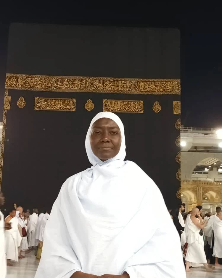 (Vidéo) – Coumba Gawlo : « Sama fébar dou mystique…Dama done diouk 3h du matin di diouli baniou hospitalisé ma à La Mecque »