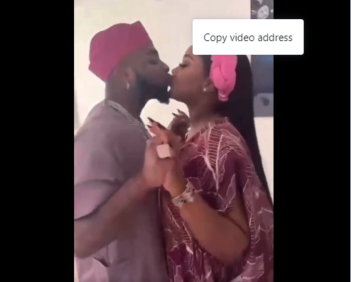 Davido & Chioma : Le bisou mouillé qui flambe la toile (vidéo)