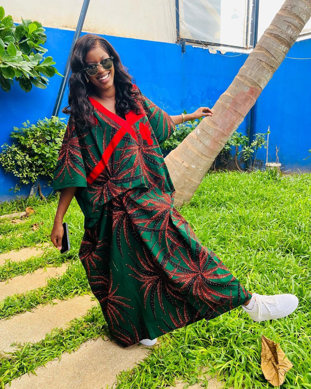 (03 photos)- Mode vendredi : Le look casual de l’actrice Kala fascine les internautes