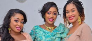 (10 photos) : Les belles images du baptême du fils de Katy Chimère