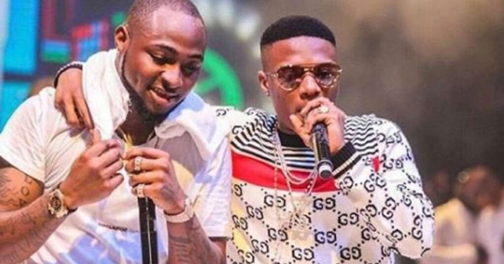 Wizkid rend un immense hommage à Davido en plein concert 