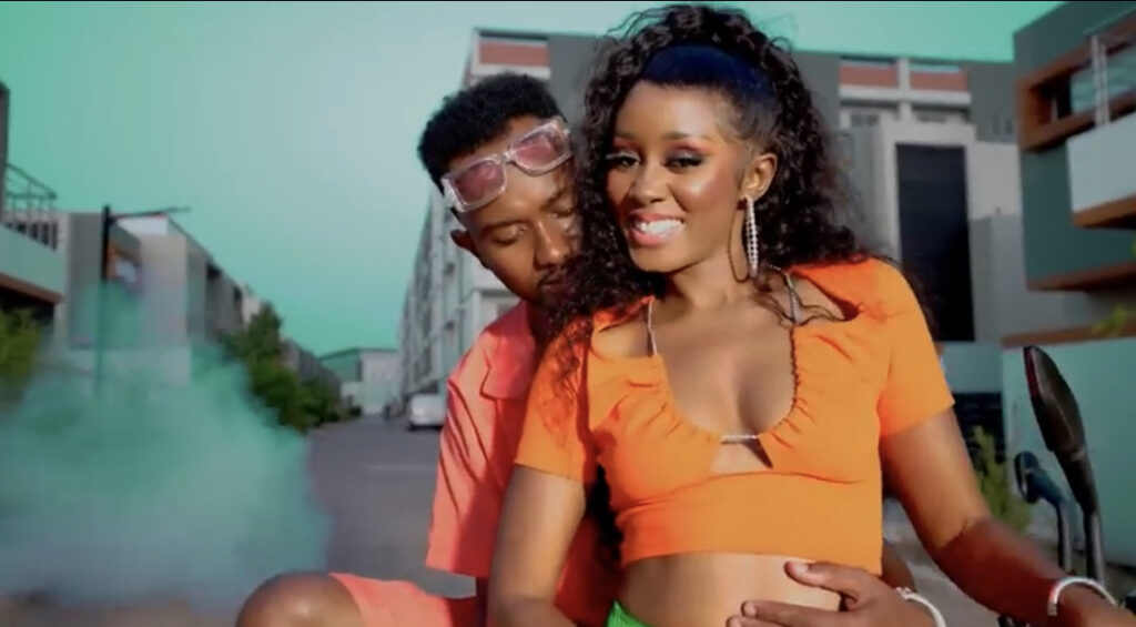 « Tamounala »: Queen Biz choisi Elzo Jamdong pour son mariage (clip+vidéo)