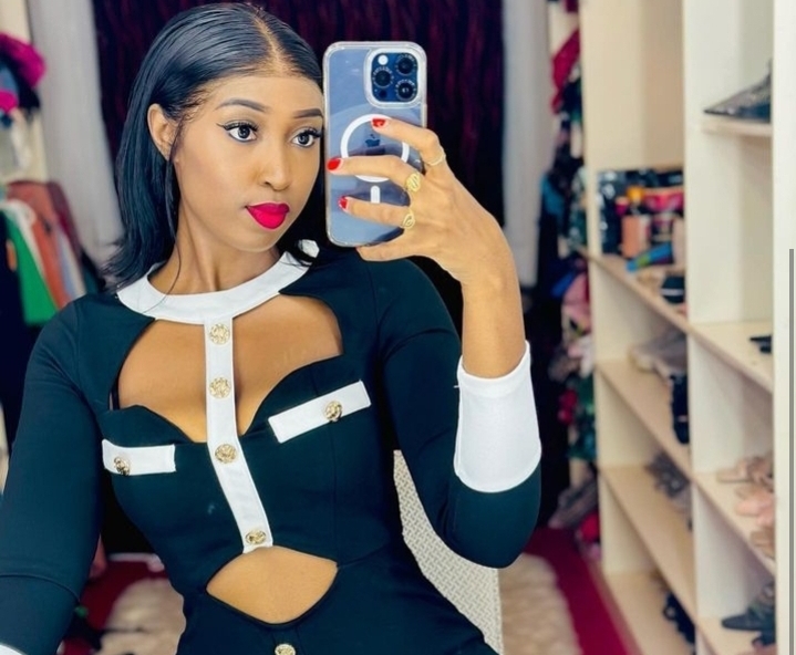 (Photos): « Khapati », Tatira Sow s€xy en robe
