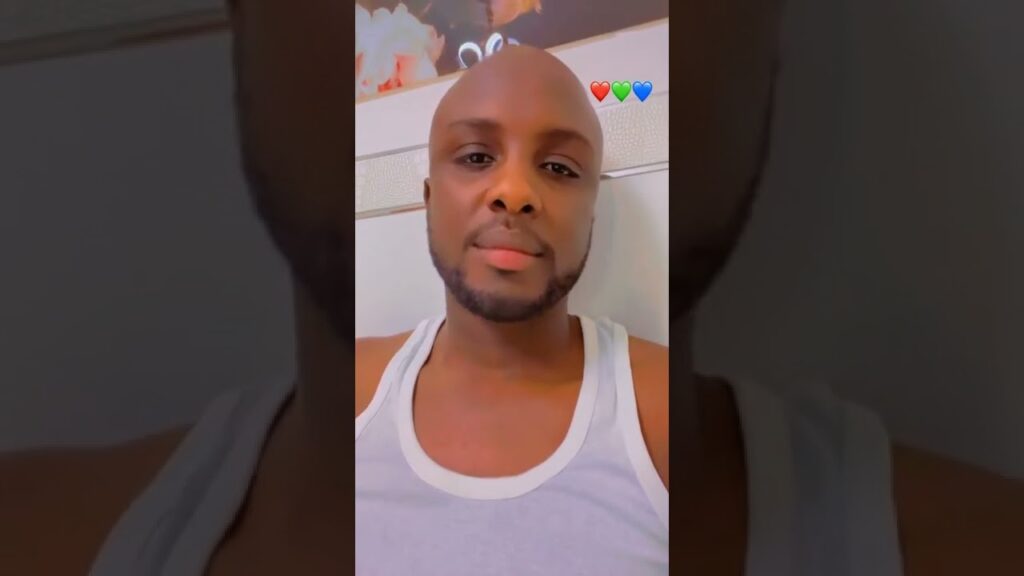 (Vidéo) : Invité Vip à la prestation de serment du Président Diomaye, Abba No Stress nargue les patriotes